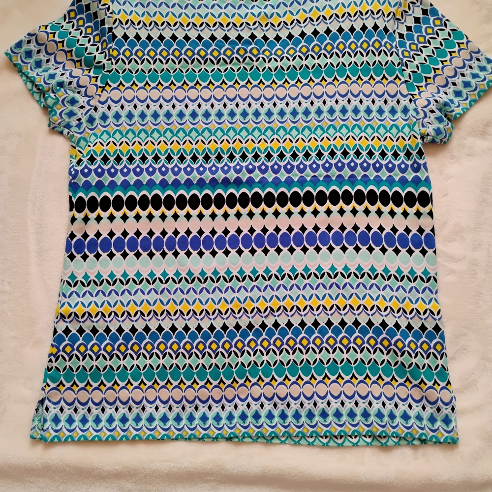 Chic Geometric Patterned Top - image 5